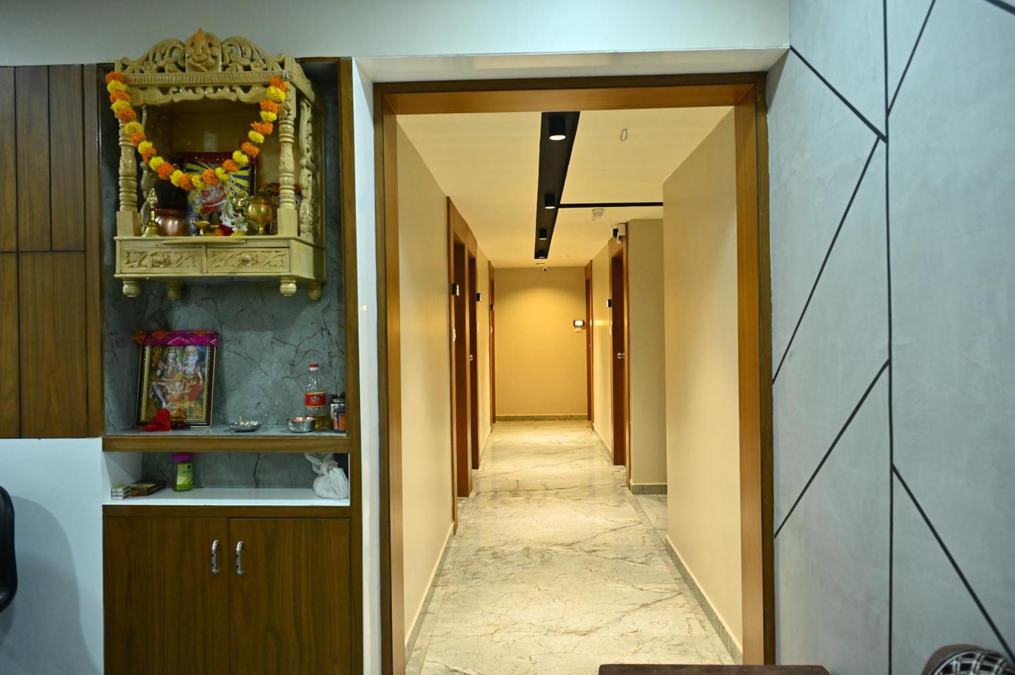 Hotel Sury Villa Ahmedabad Esterno foto